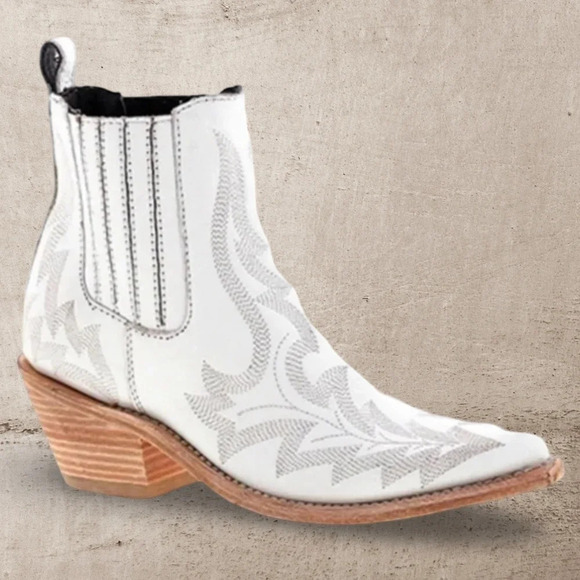 Liberty Black Simone Boots NWT - Picture 1 of 7